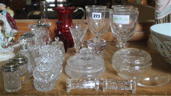 Collection of mixed glassware